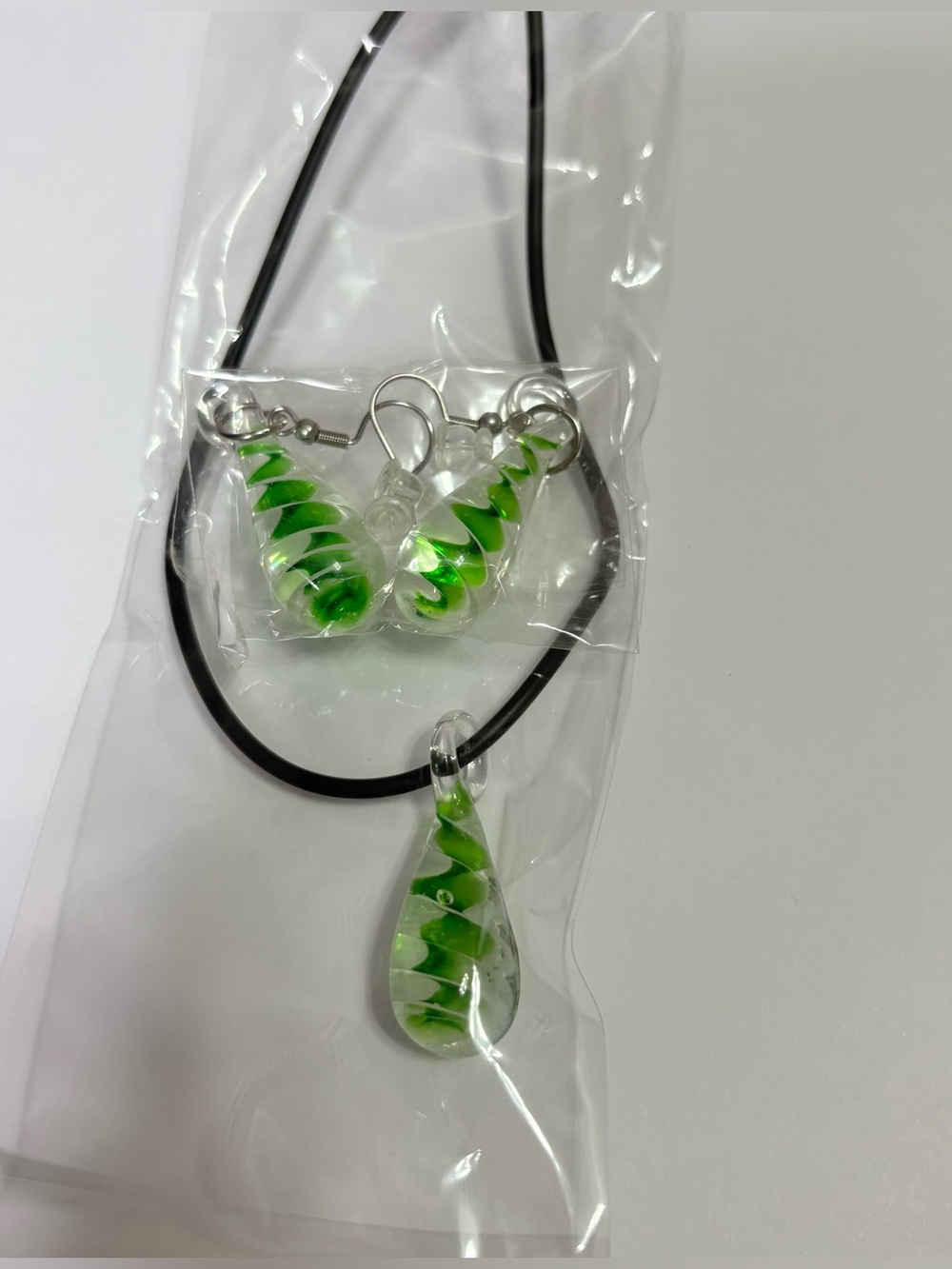 Handmade Green & White Swirls Glass Teardrop Necklace & Earrings Set